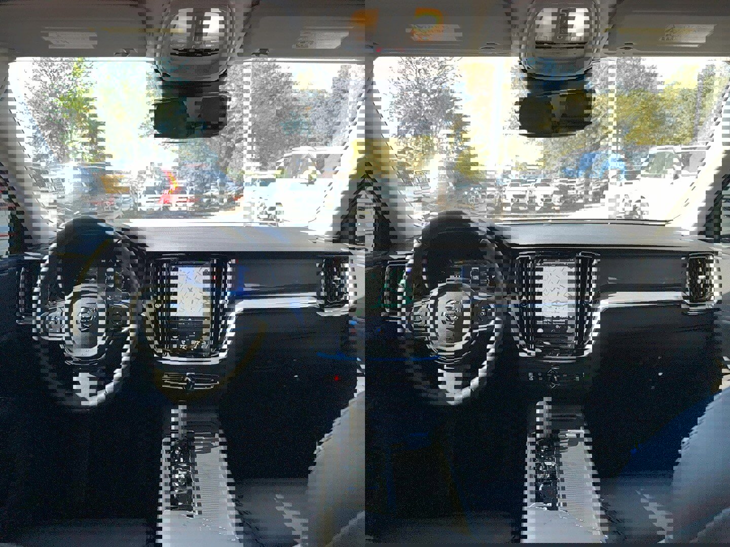 Used 2024 Volvo S60 B5 Core w/ Climate Package image 17