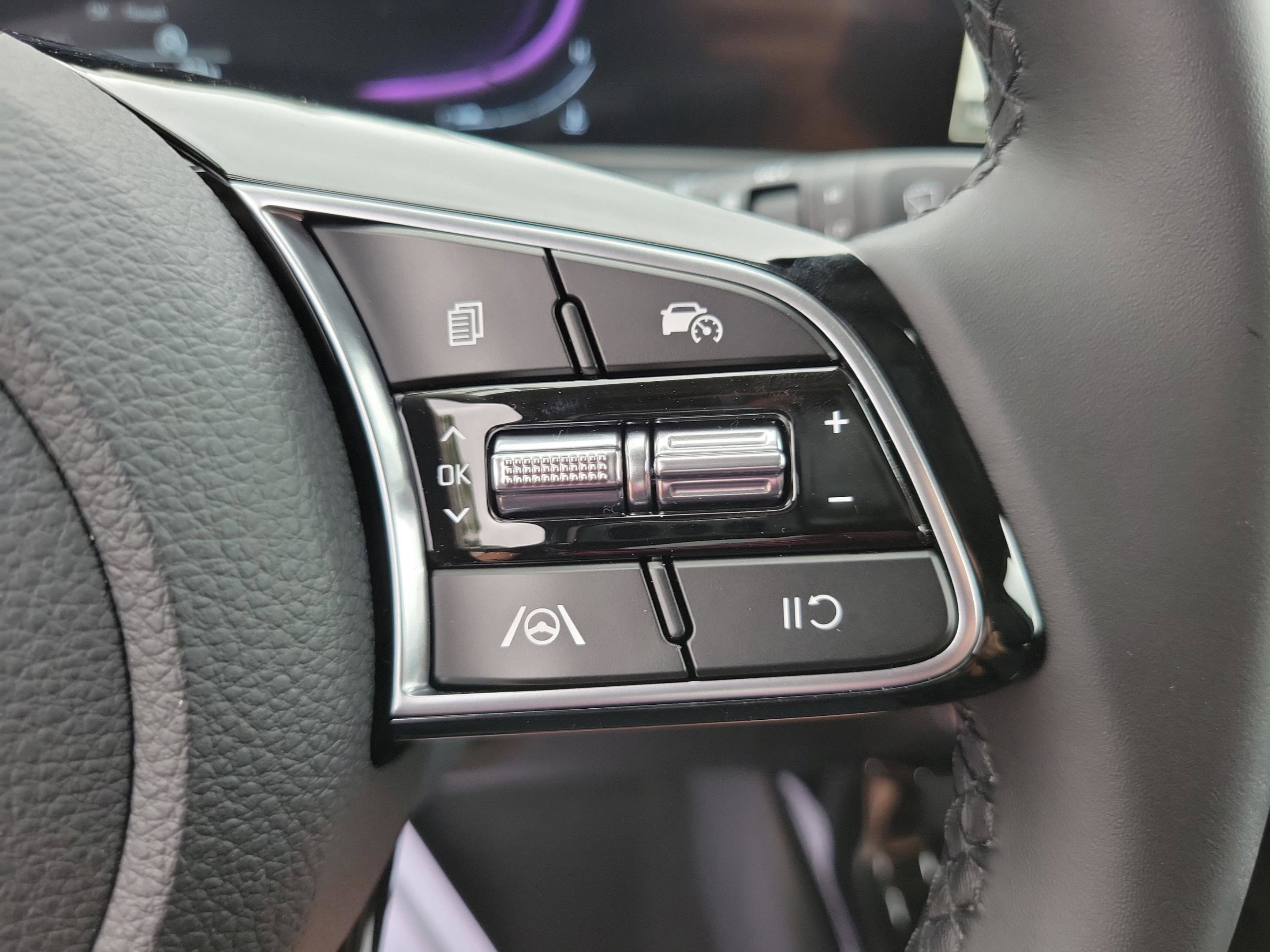 New 2025 Kia Seltos S image 29