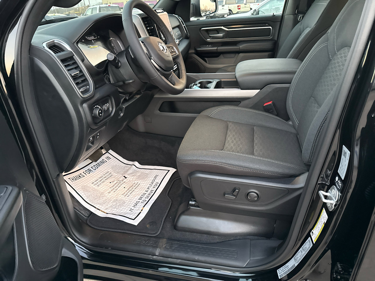 New 2026 RAM 1500 Big Horn AWD/4WD image 27