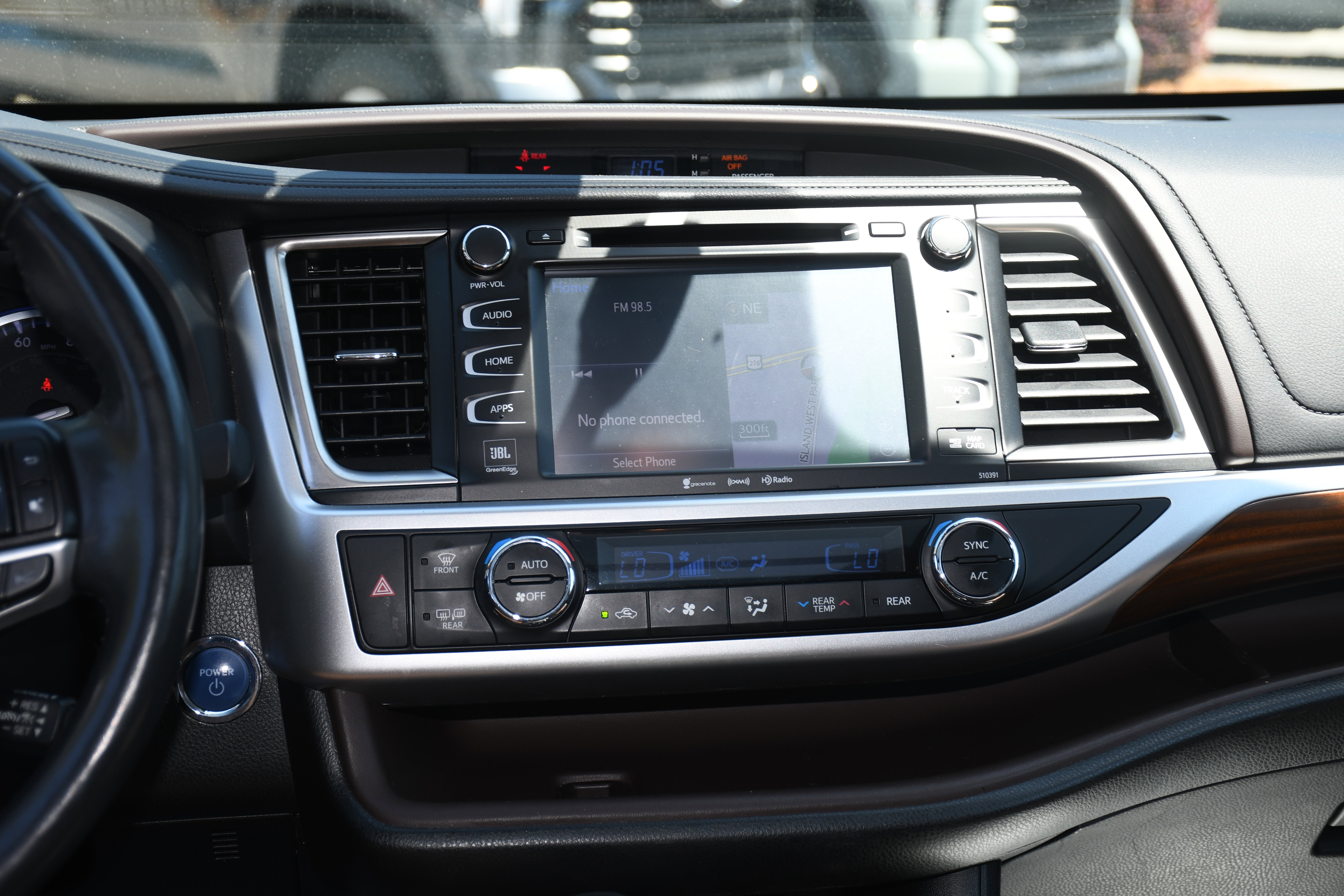 Used 2019 Toyota Highlander Limited Platinum image 19