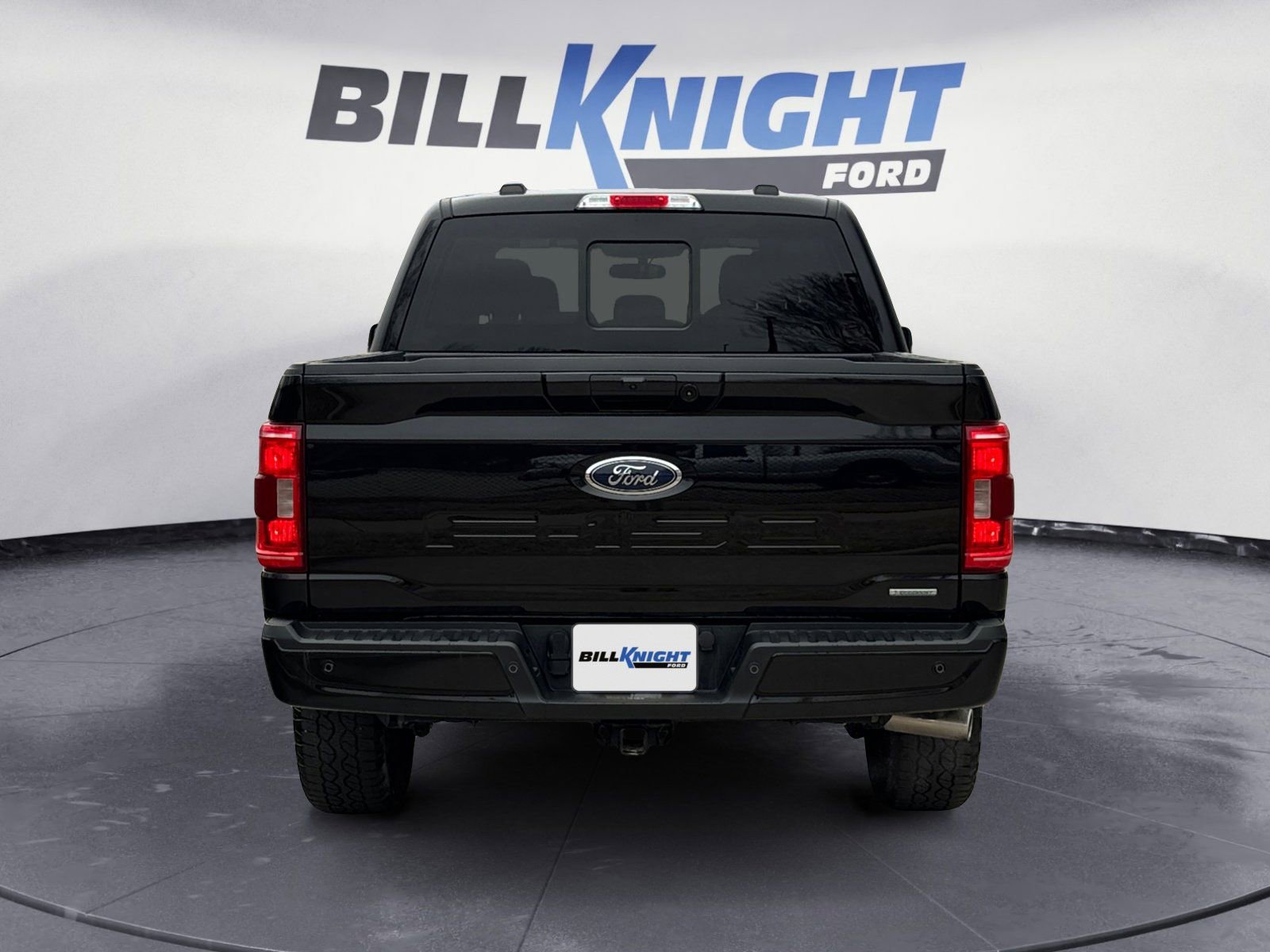 Certified 2022 Ford F150 XLT w/ Equipment Group 302A High image 4