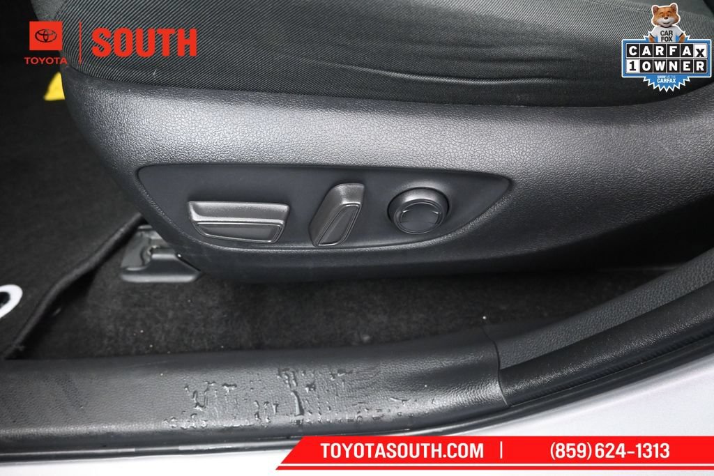 Used 2024 Toyota RAV4 XLE w/ Weather Package AWD/4WD image 21