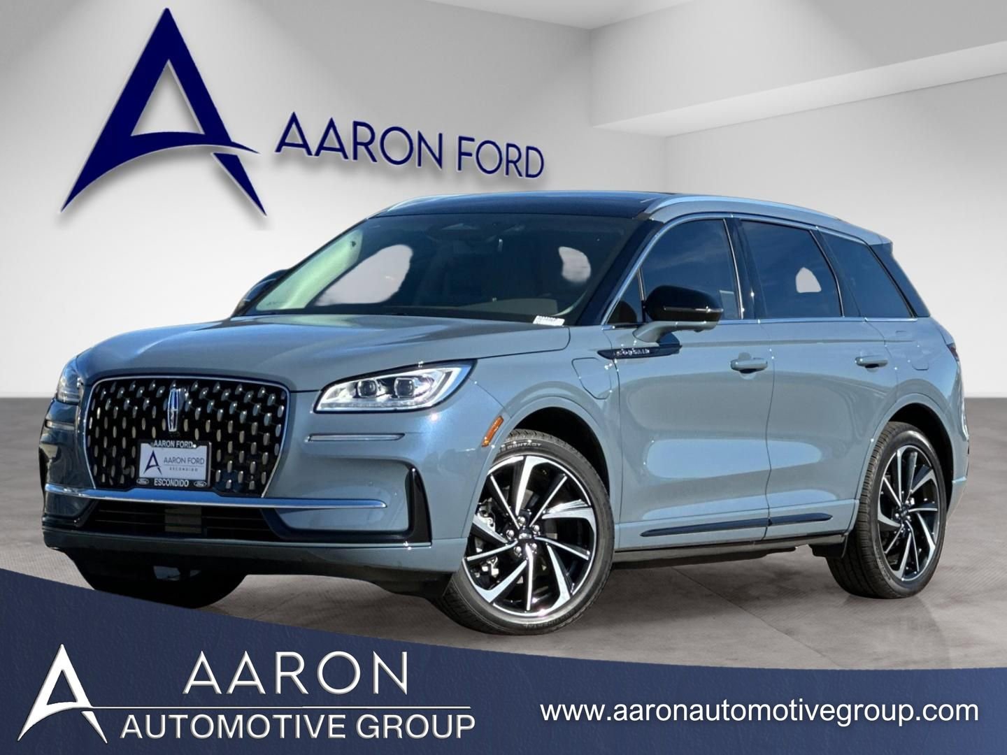 Used 2024 Lincoln Corsair Grand Touring w/ Equipment Group 301A image 1