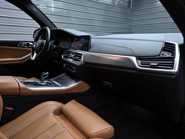 Used 2019 BMW X5 xDrive40i w/ Premium Package 2 AWD/4WD image 13