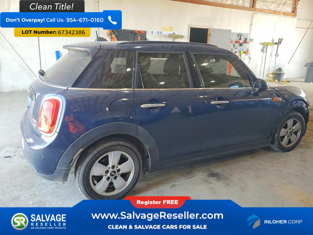Used 2017 MINI Cooper 4-Door Hardtop FWD image 4