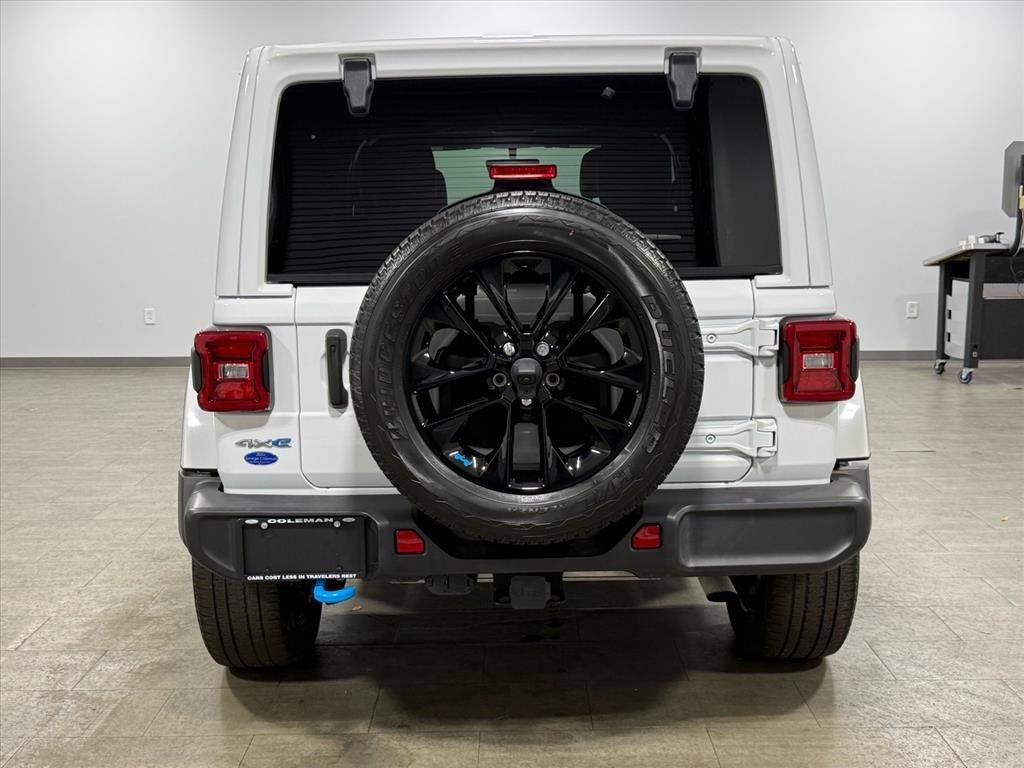 Used 2022 Jeep Wrangler Unlimited Sahara image 5