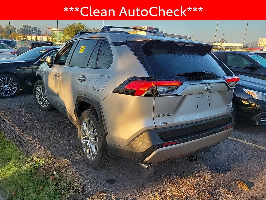 Used 2024 Toyota RAV4 Limited w/ Advanced Technology Package AWD/4WD image 4
