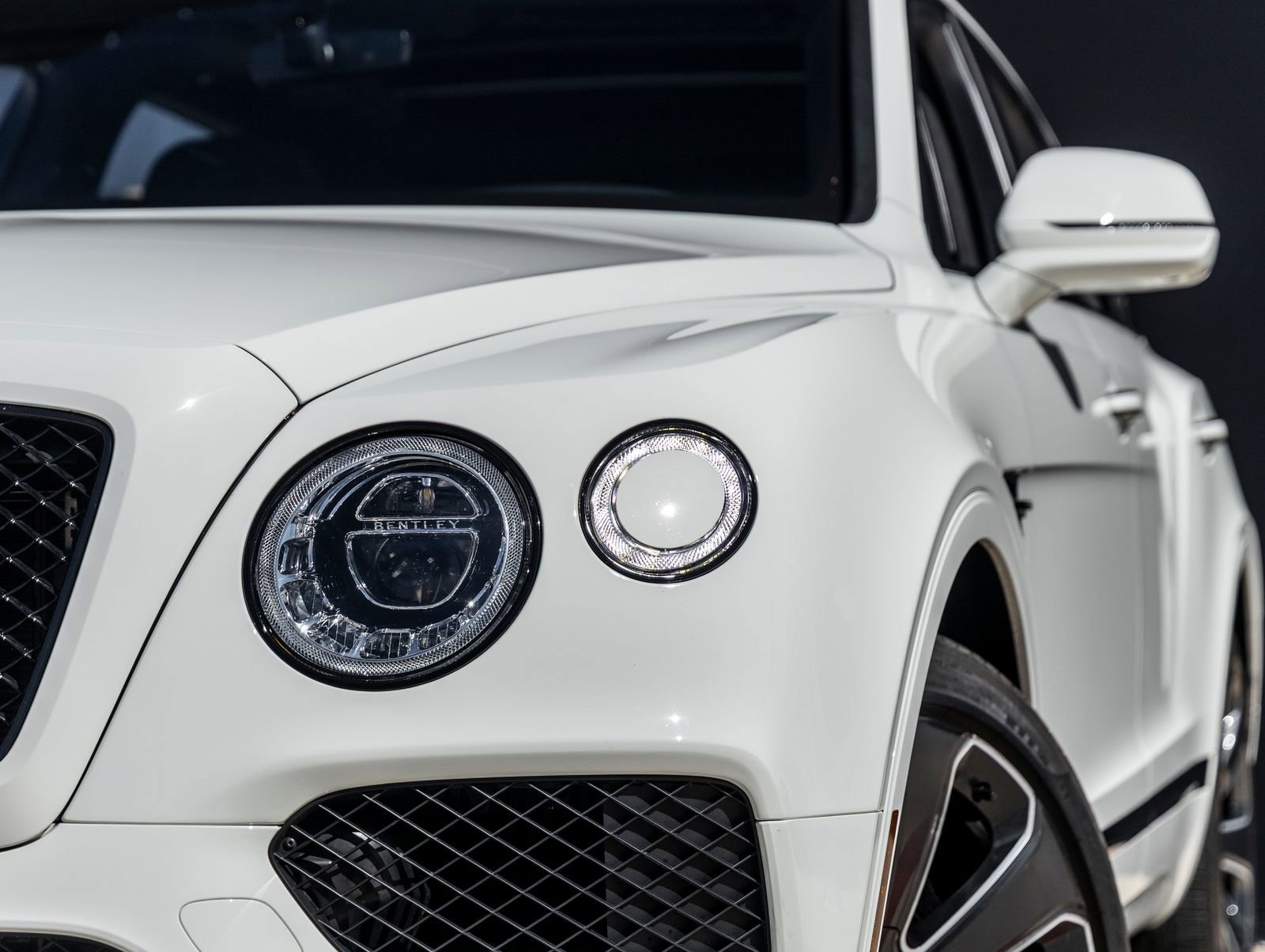 Used 2020 Bentley Bentayga AWD/4WD image 15