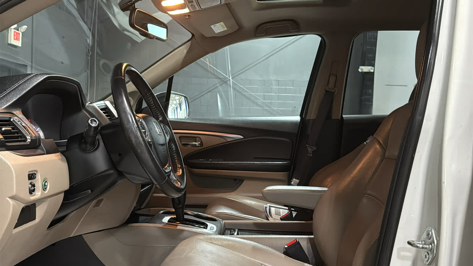 Used 2017 Honda Pilot EX-L image 10