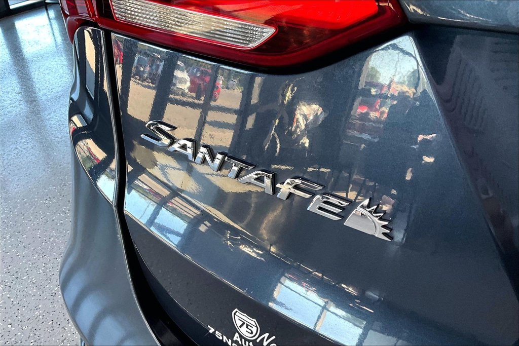 Used 2018 Hyundai Santa Fe Sport w/ 2.4L Value Package 02 FWD image 24