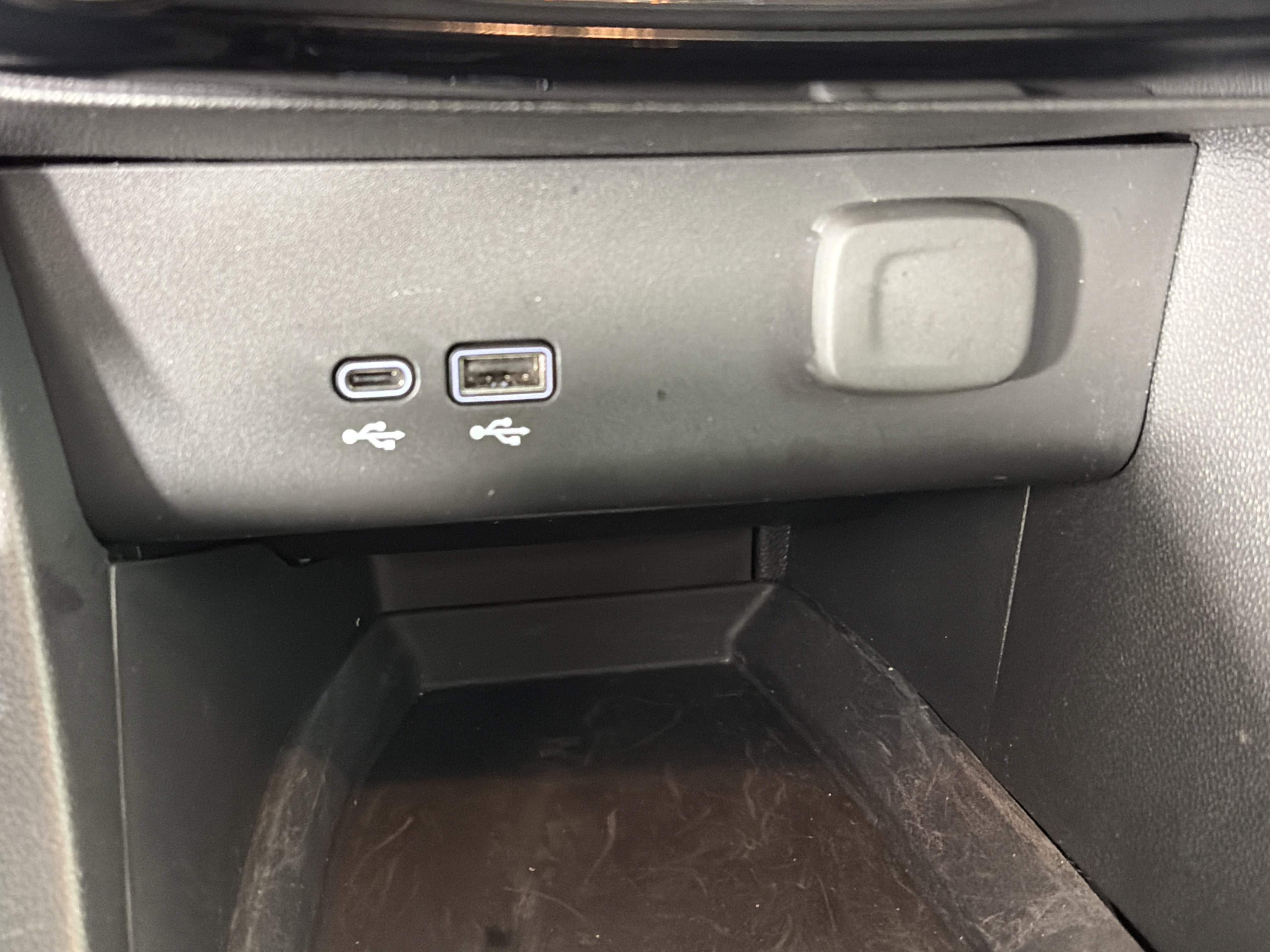 Used 2026 Buick Encore GX Sport Touring w/ Comfort Package image 26