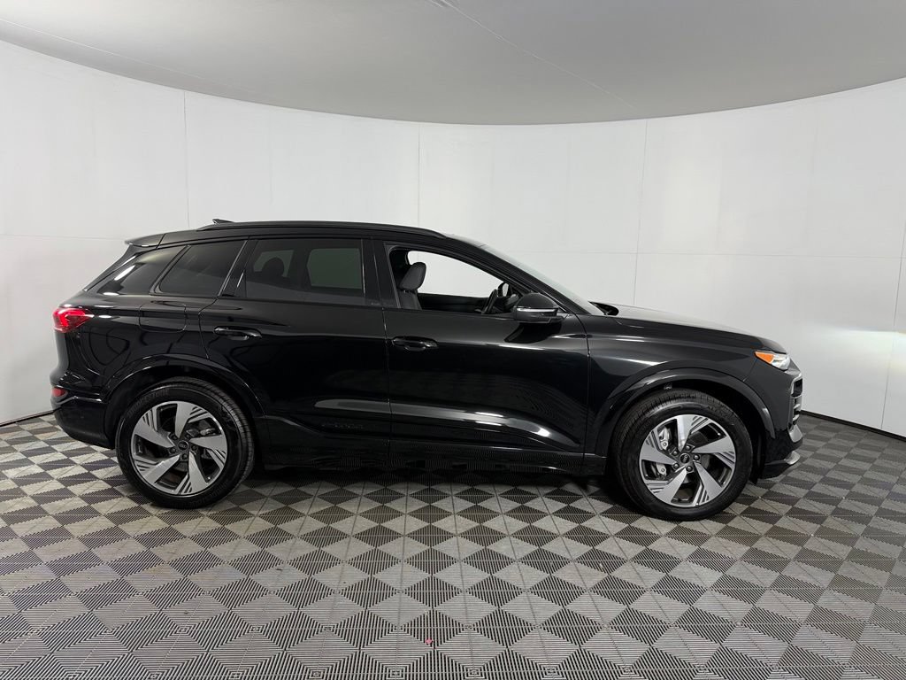 Used 2025 Audi Q6 e-tron Premium w/ Convenience Package AWD/4WD image 8