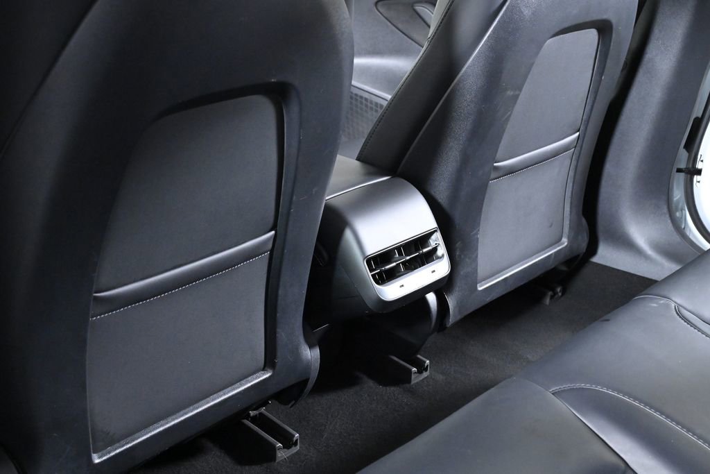 Used 2021 Tesla Model 3 Standard Range Plus image 24