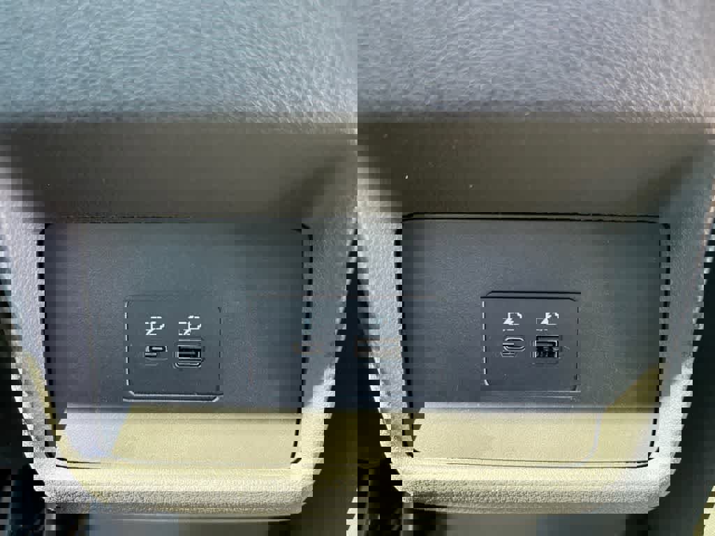 Used 2023 Nissan Rogue SV image 23