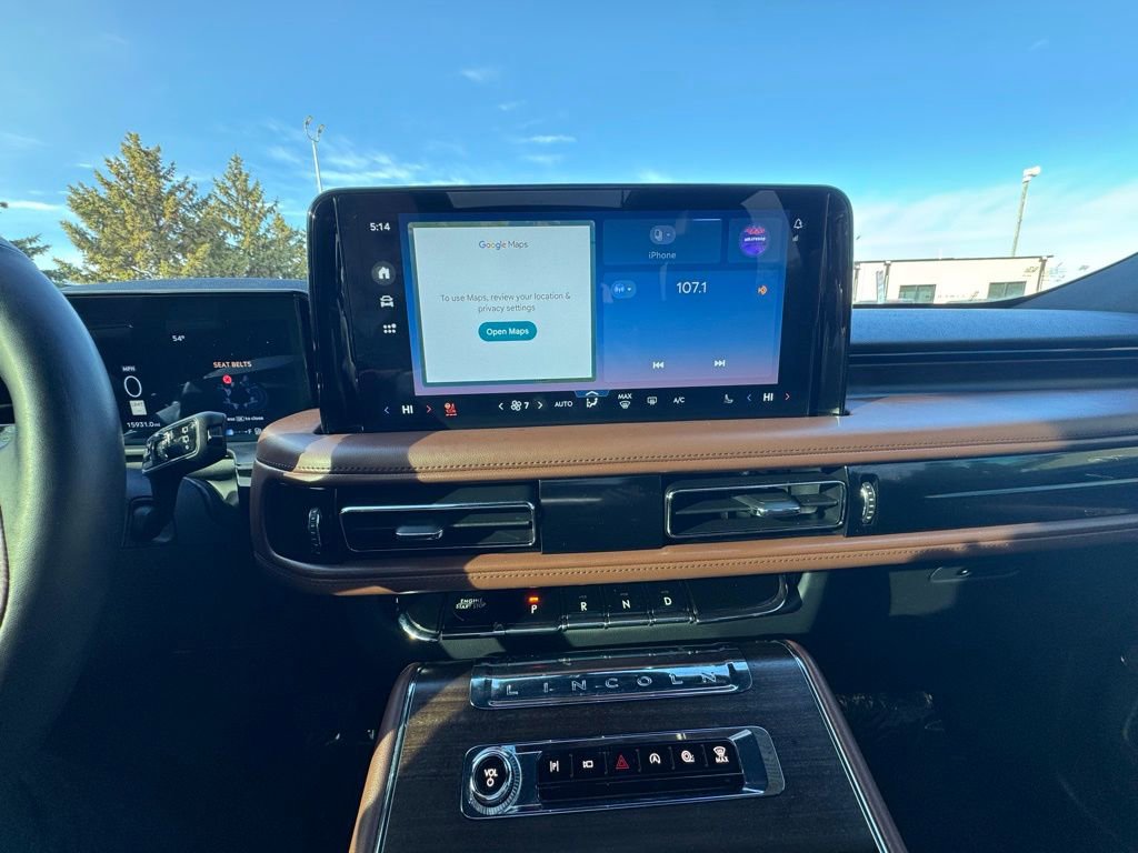 Used 2025 Lincoln Aviator Reserve w/ Jet Appearance Package image 23