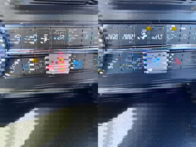 New 2026 Ford F350 Lariat w/ Chrome Package image 17