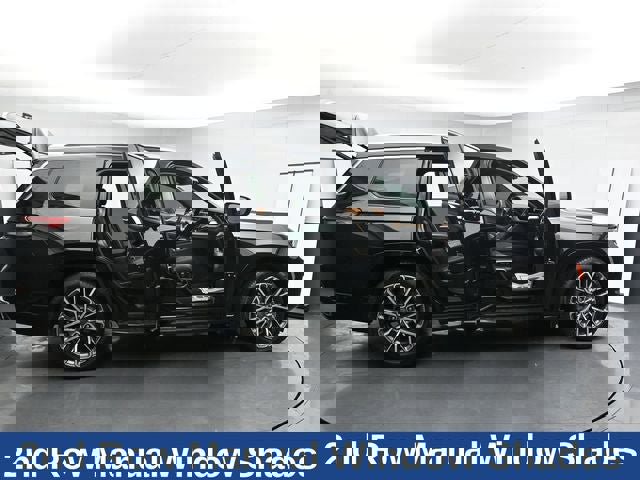 Used 2023 Jeep Grand Cherokee L Summit image 38