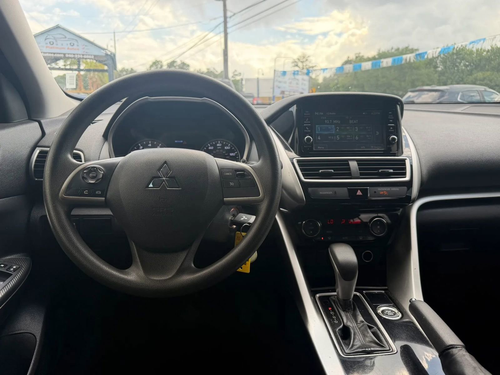 Used 2020 Mitsubishi Eclipse Cross ES AWD/4WD image 16