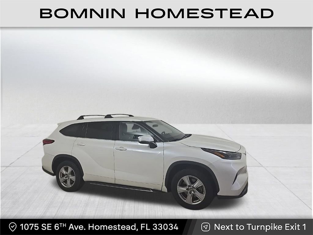 Used 2021 Toyota Highlander L