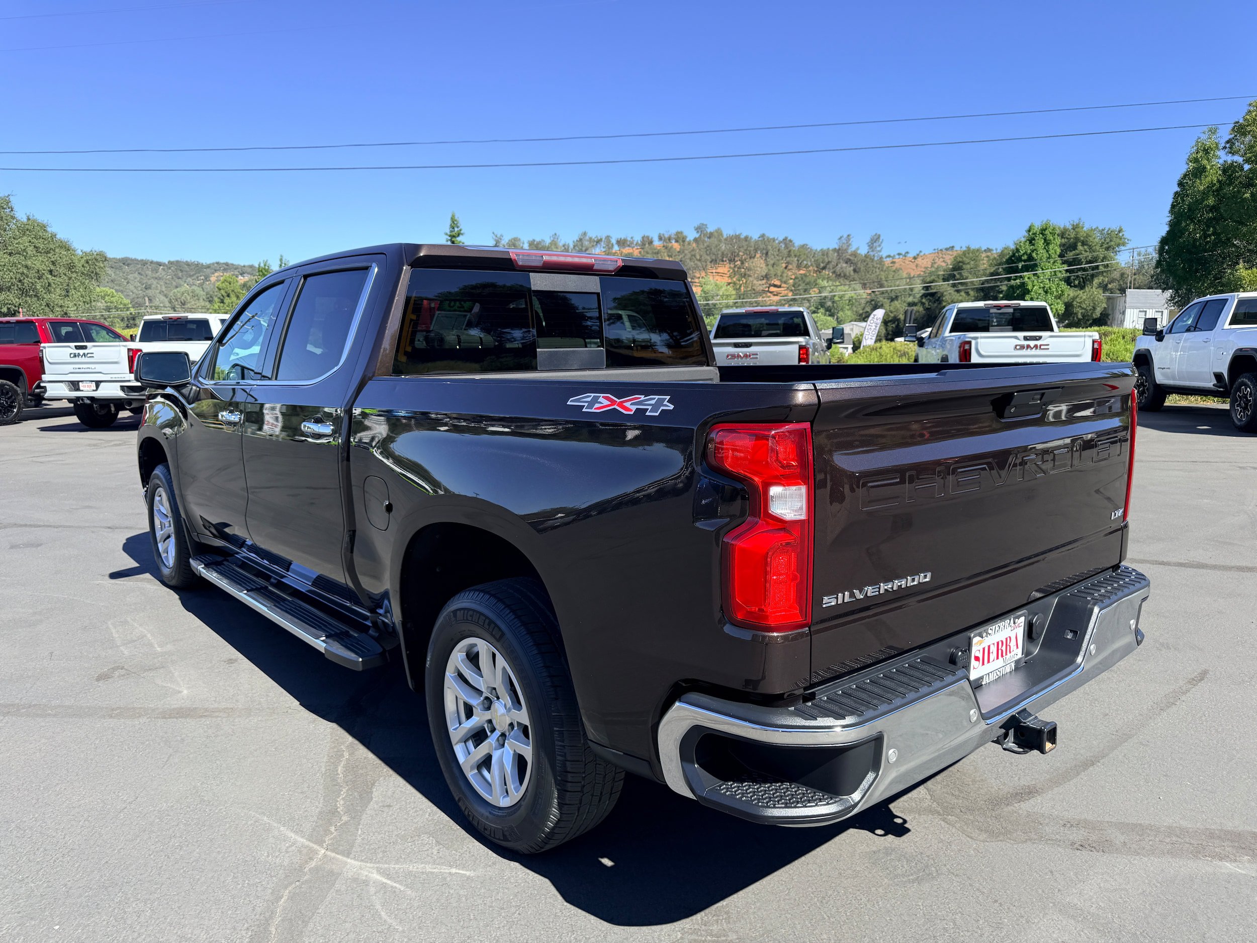 Used 2020 Chevrolet Silverado 1500 LTZ w/ LTZ Plus Package AWD/4WD image 8