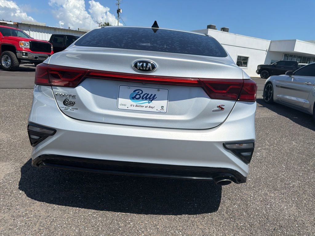 Used 2019 Kia Forte S FWD image 3