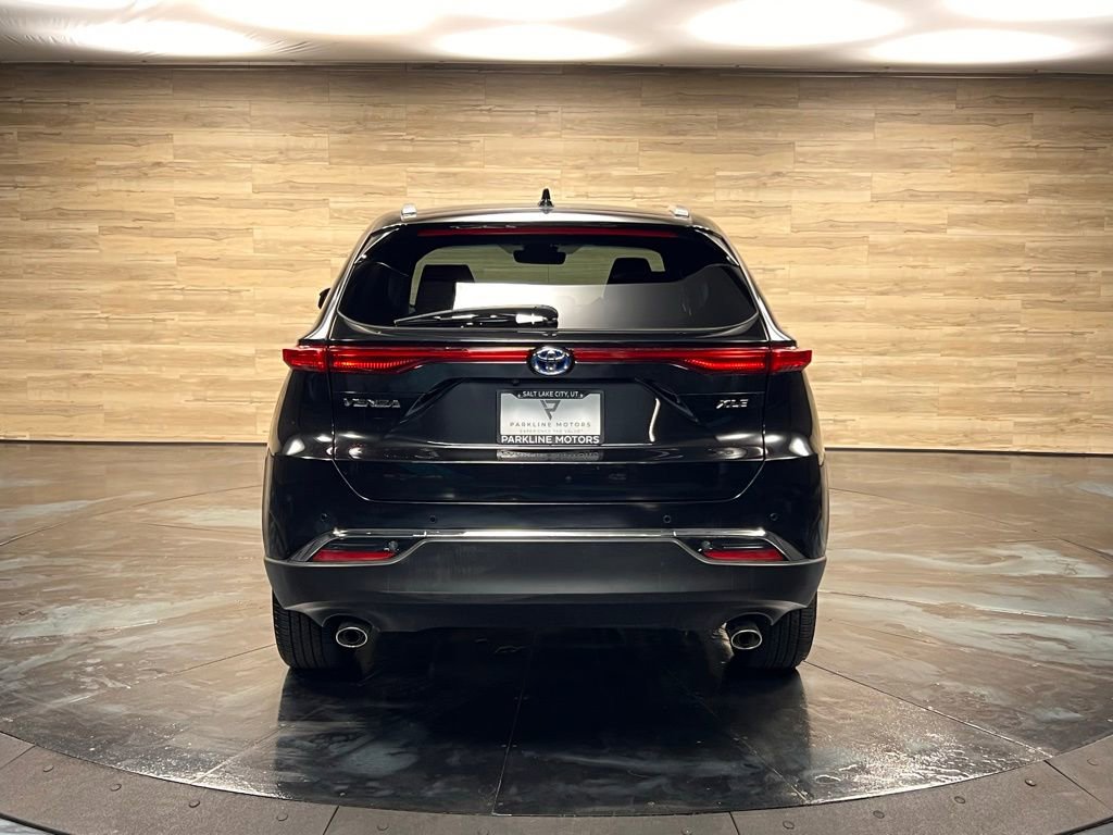 Used 2024 Toyota Venza XLE AWD/4WD image 10