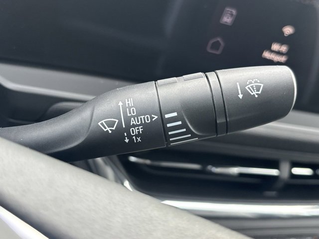 Used 2024 Buick Envista Preferred w/ Convenience I Package image 21