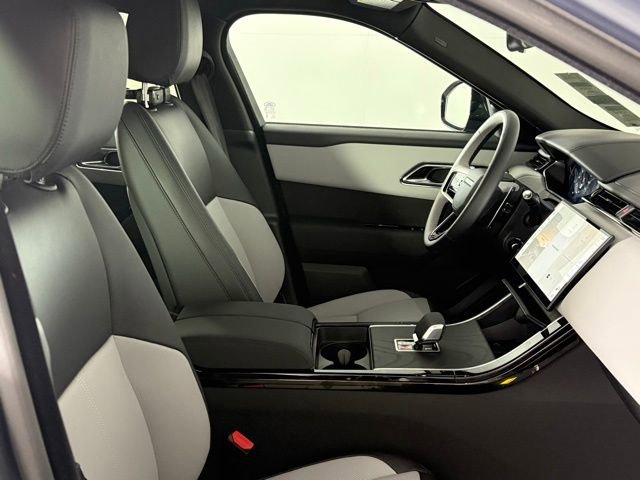 New 2026 Land Rover Range Rover Velar Dynamic SE image 36