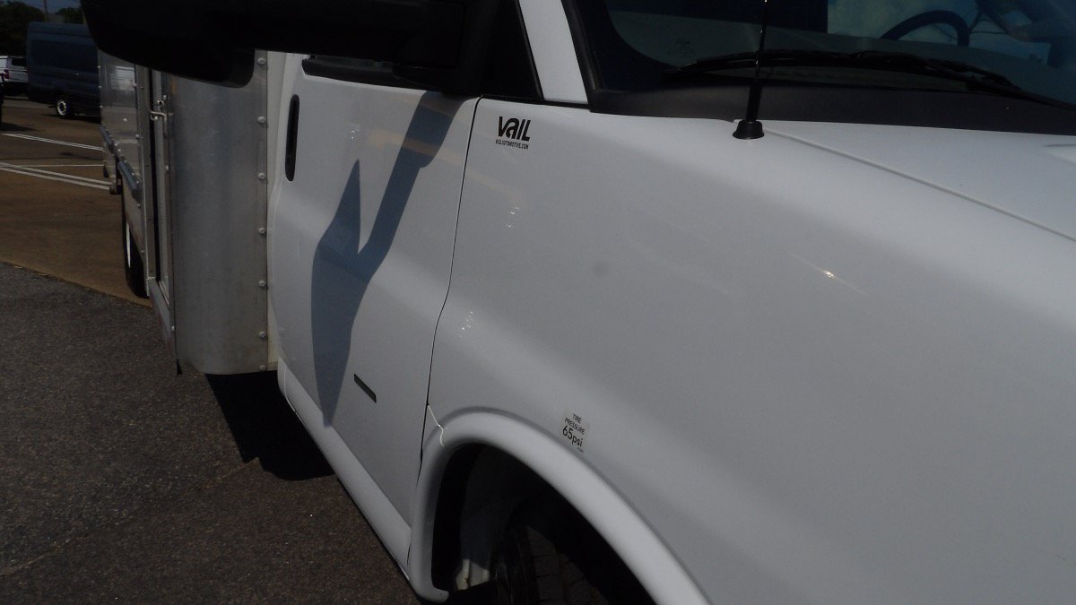 Used 2022 GMC Savana 3500 Extended w/ Power Convenience Package RWD image 9
