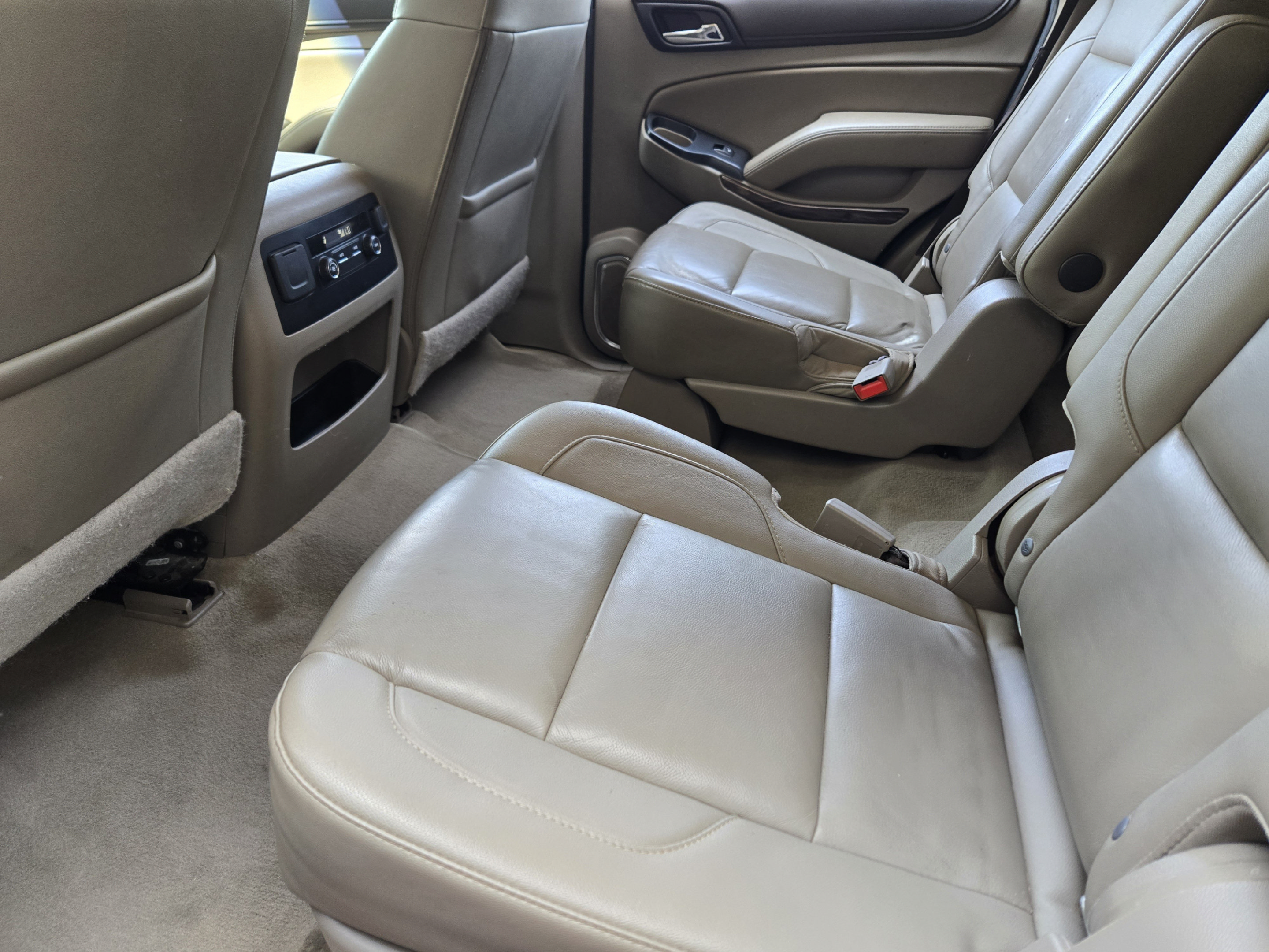 Used 2019 GMC Yukon SLT RWD image 28