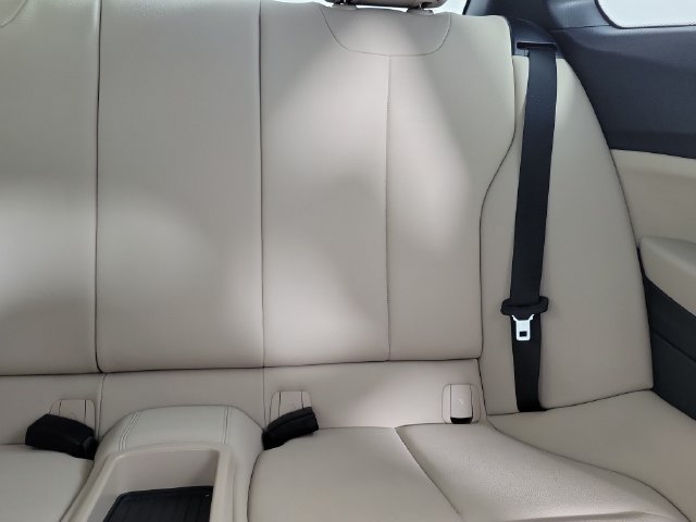 Used 2020 BMW 230i Coupe w/ Convenience Package RWD image 10