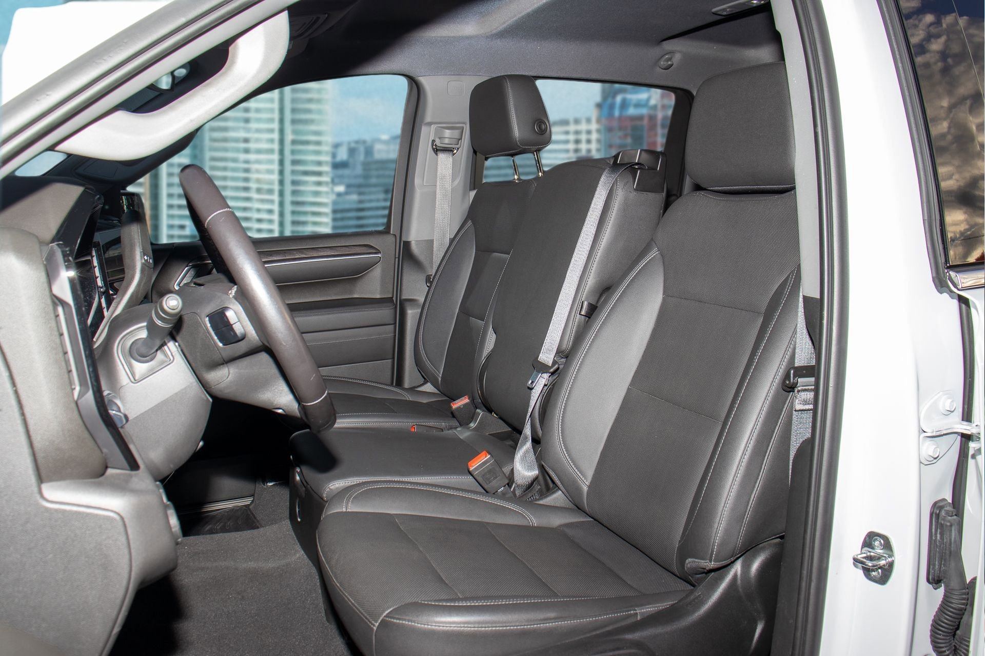 Used 2022 Chevrolet Silverado 1500 LTZ image 6