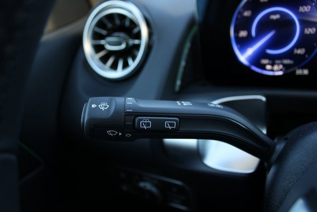 New 2024 Mercedes-Benz EQB 300 4MATIC image 20