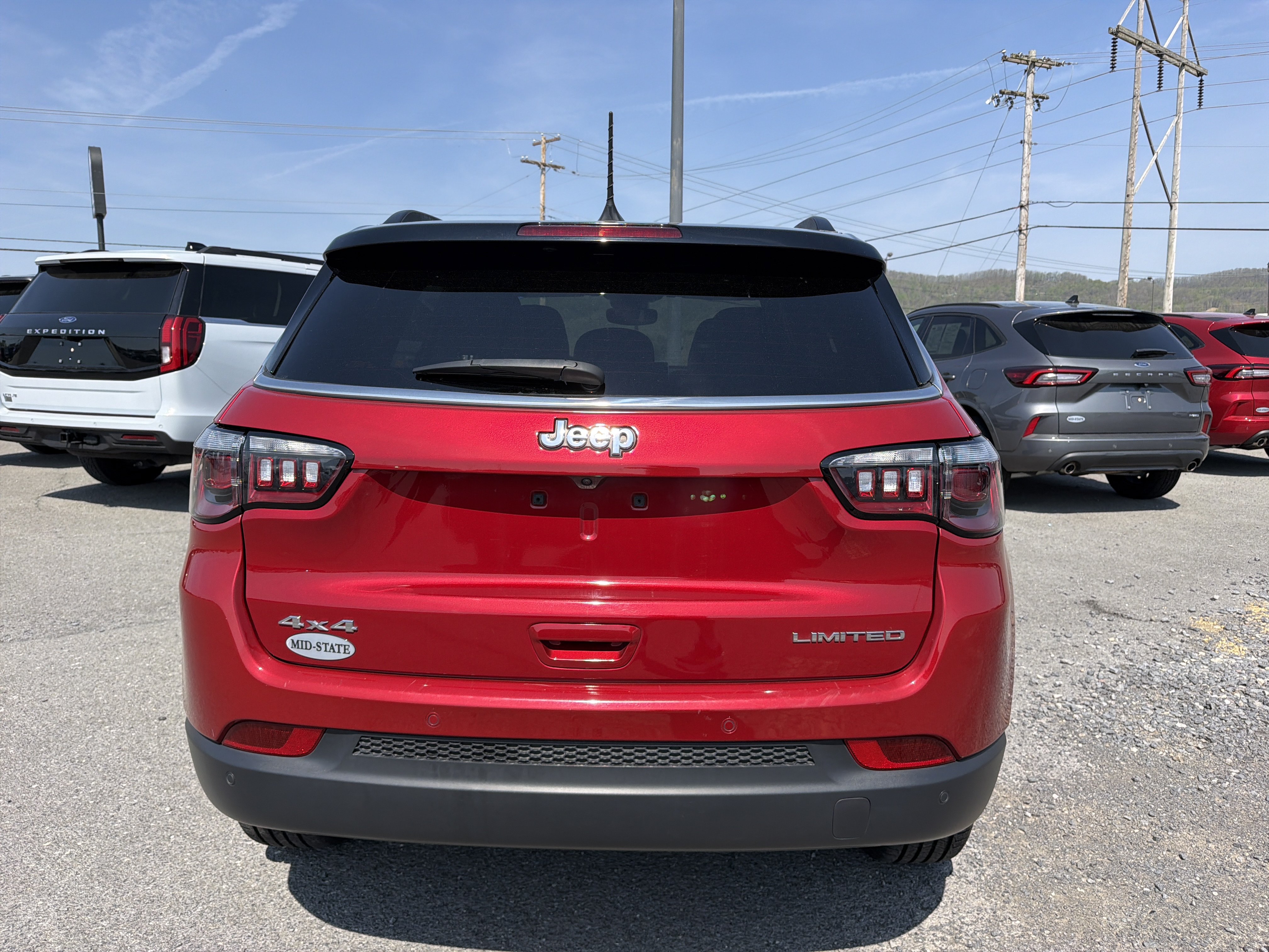 Used 2025 Jeep Compass Limited AWD/4WD image 7