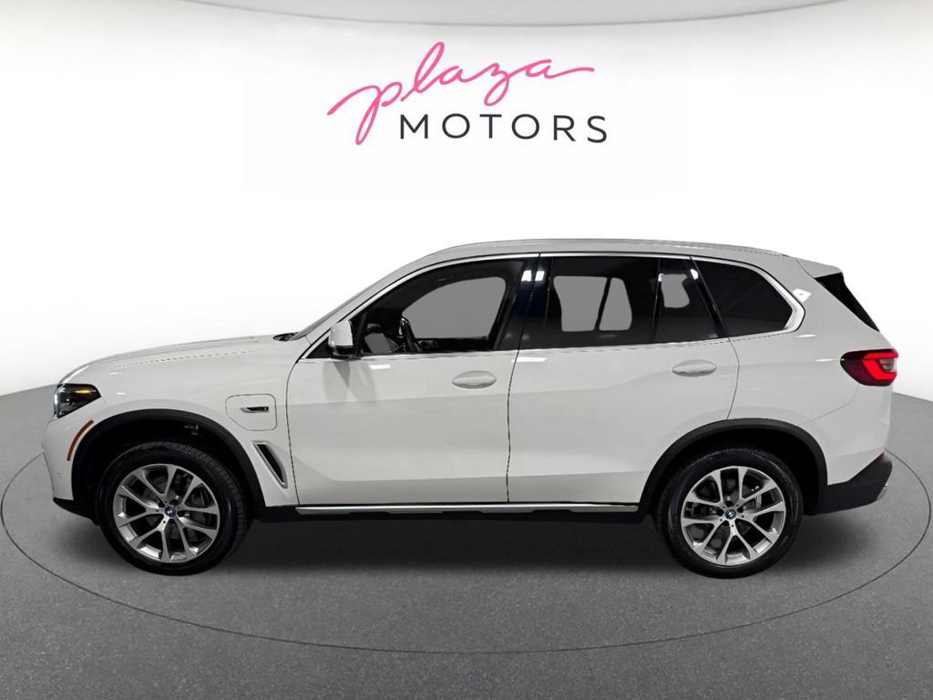 Certified 2023 BMW X5 xDrive45e w/ Climate Comfort Package AWD/4WD image 8