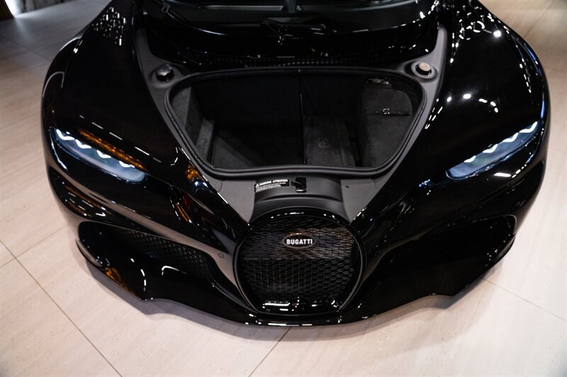 Used 2022 Bugatti Chiron Super Sport AWD/4WD image 65