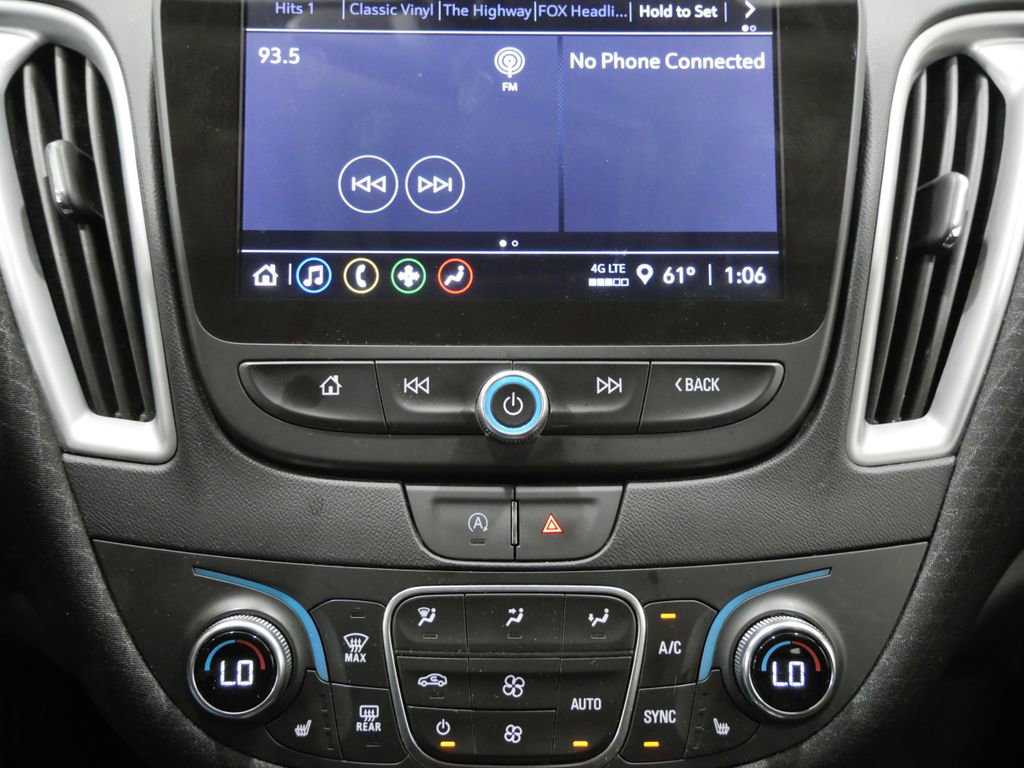 Used 2024 Chevrolet Malibu LT FWD image 19