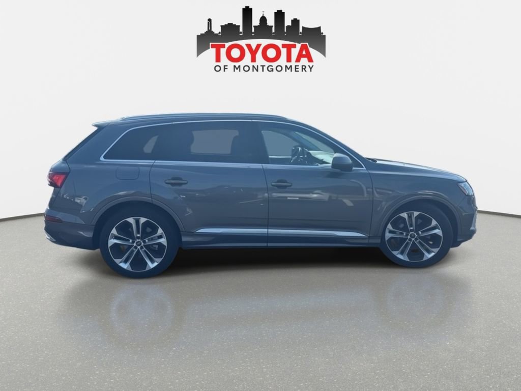 Used 2023 Audi Q7 3.0T Prestige image 2