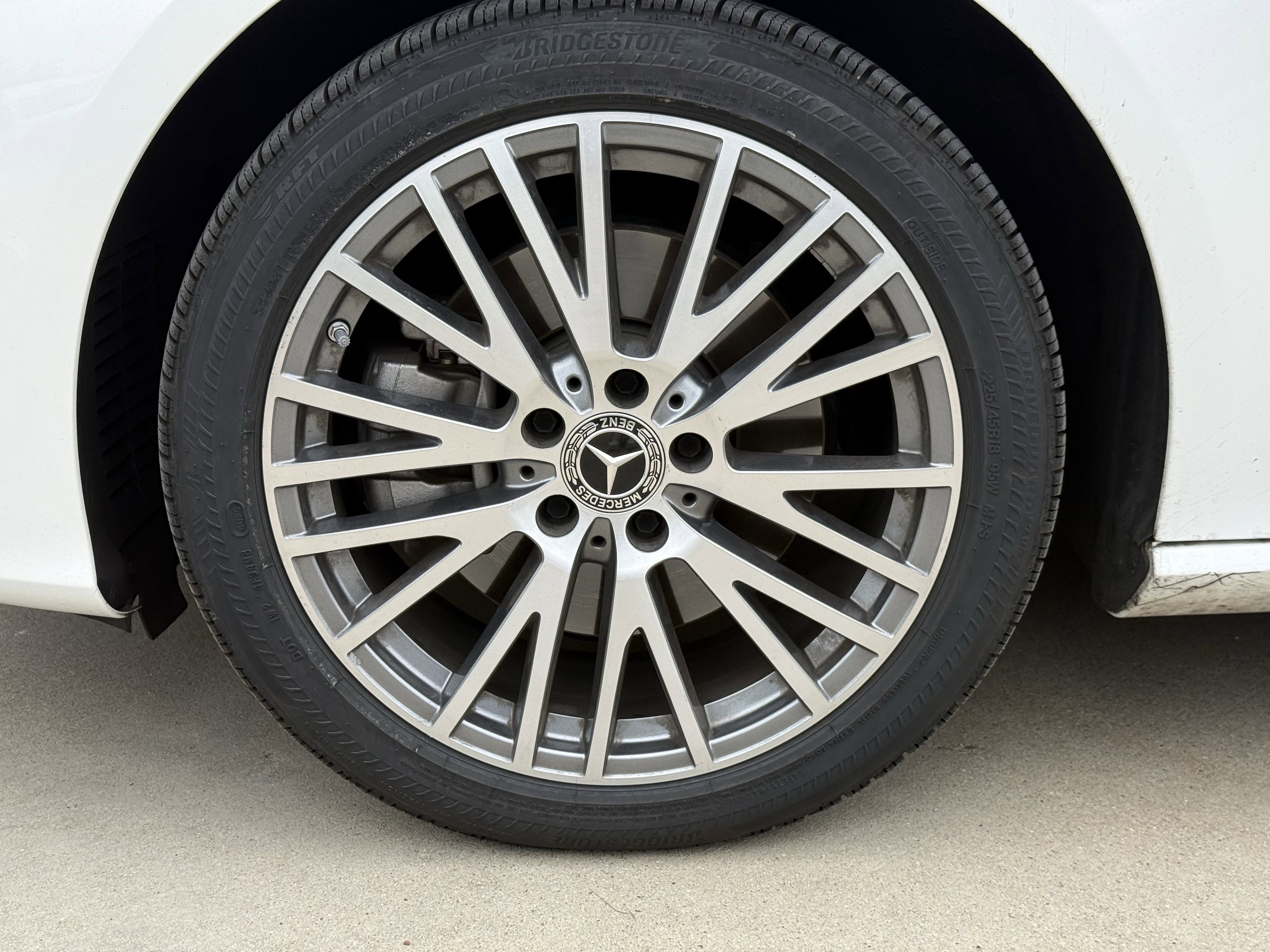 Used 2025 Mercedes-Benz CLA 250 image 13