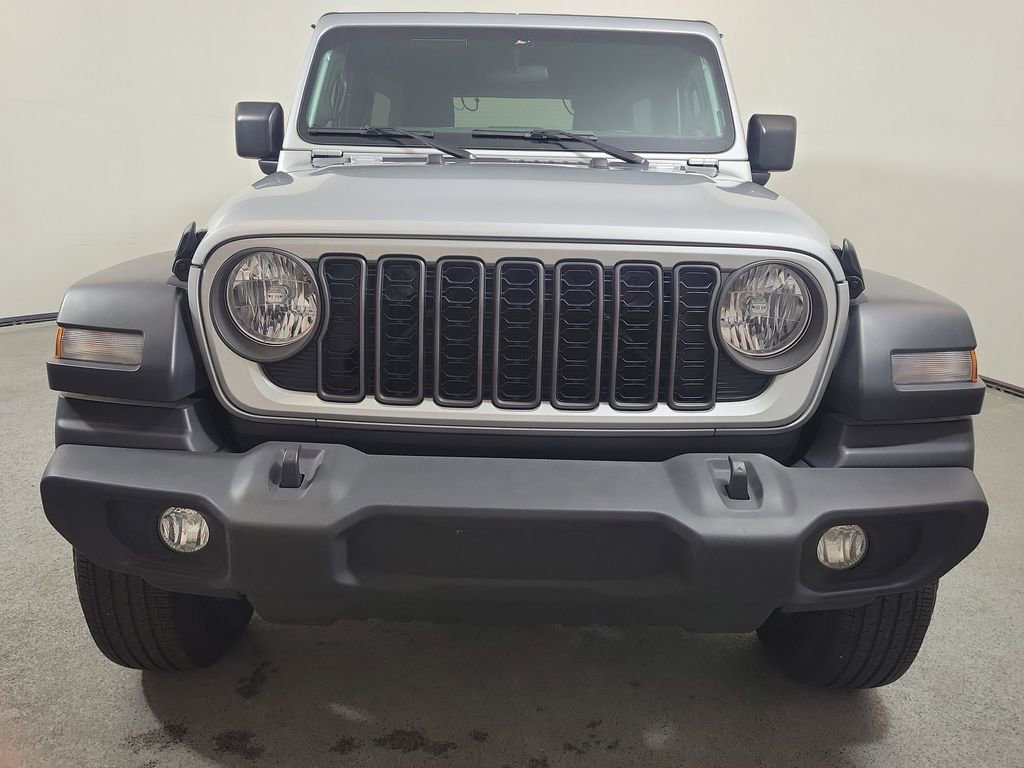 Used 2024 Jeep Wrangler Sport AWD/4WD image 2