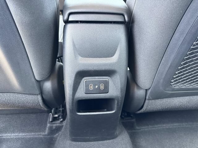 Used 2025 Hyundai Venue SEL FWD image 31