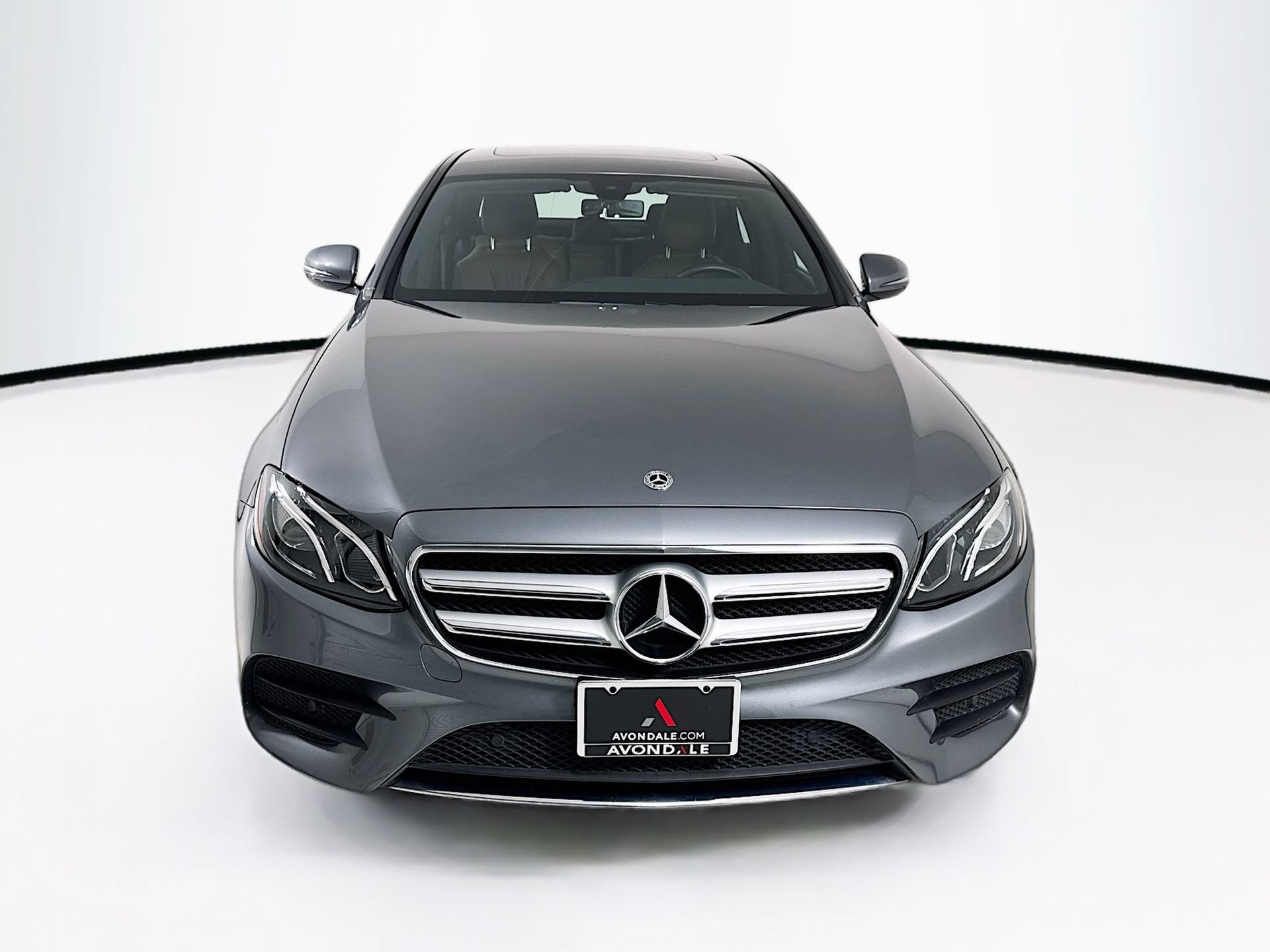 Used 2019 Mercedes-Benz E 300 image 2
