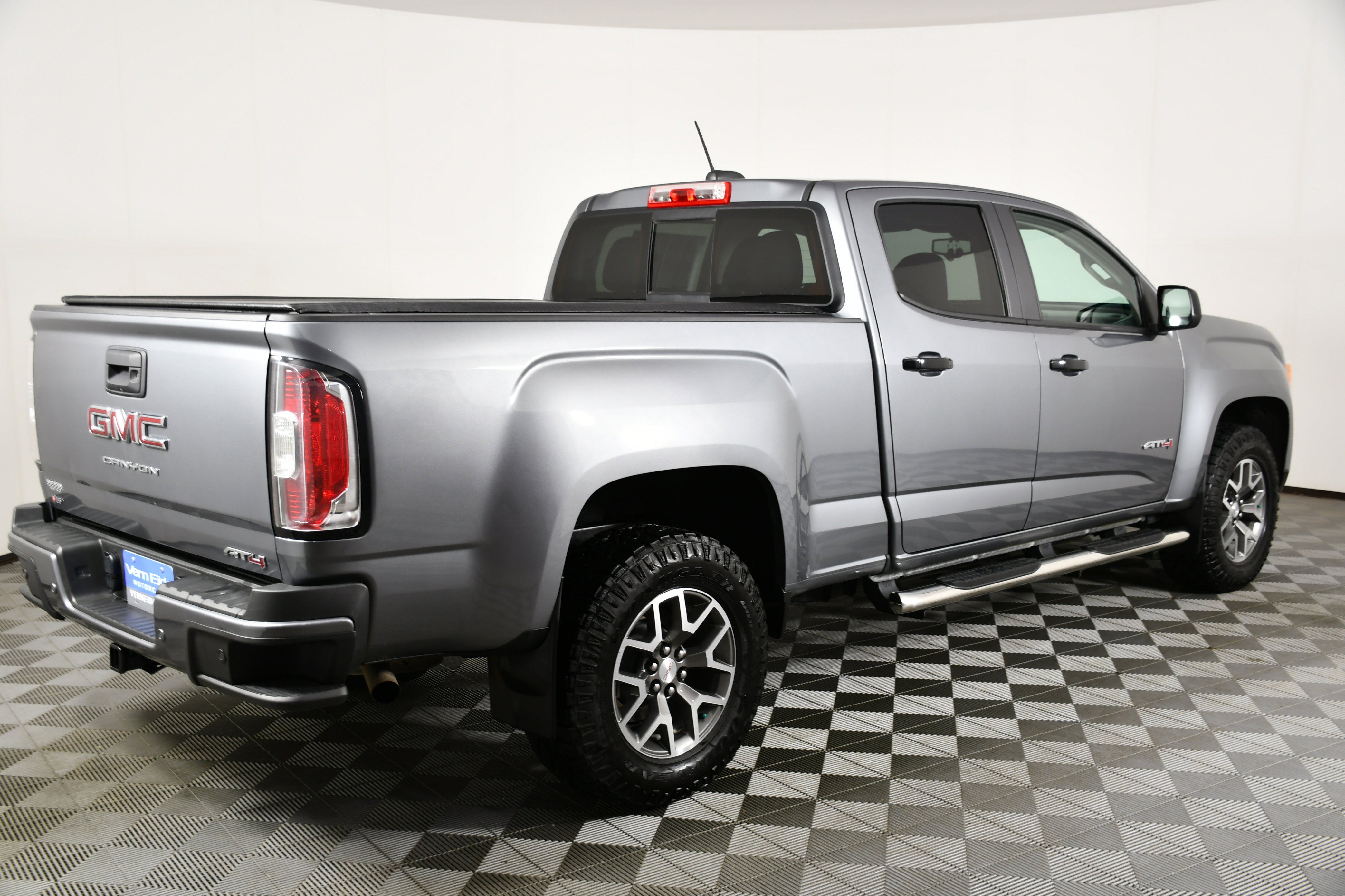Used 2021 GMC Canyon AT4 w/ Driver Alert Package image 6