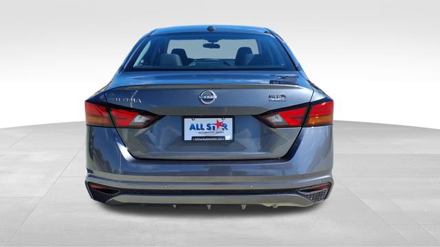 Used 2025 Nissan Altima 2.5 SV FWD image 7