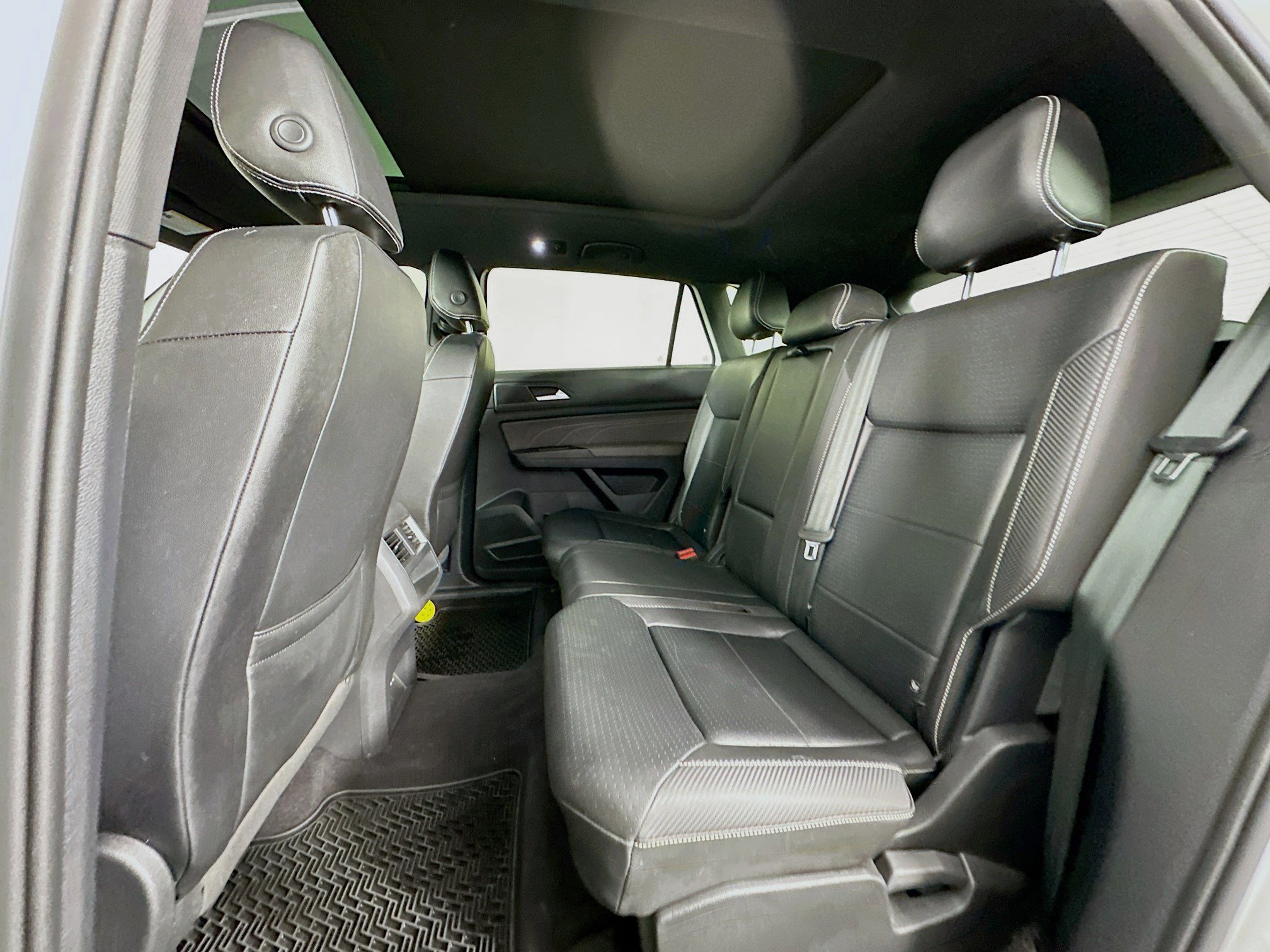 Used 2021 Volkswagen Atlas Cross Sport SEL w/ Cross Sport MDO Package image 26