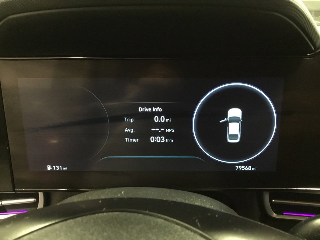 Used 2023 Hyundai Elantra Limited image 52