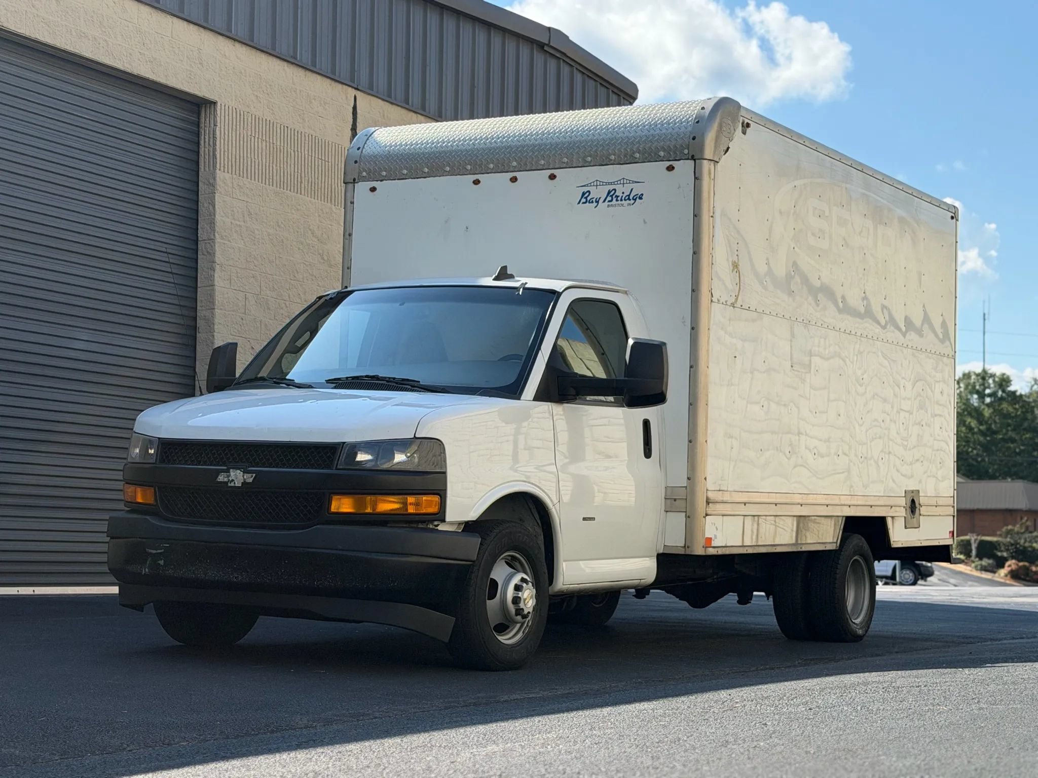 Used 2019 Chevrolet Express 3500 w/ Driver Convenience Package RWD image 24