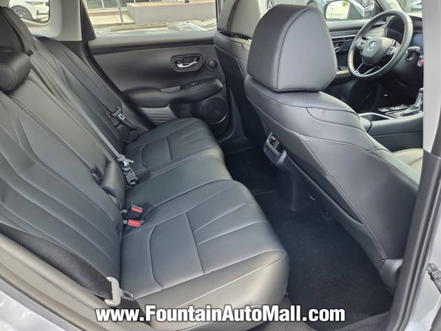 Used 2025 Acura ADX FWD image 15