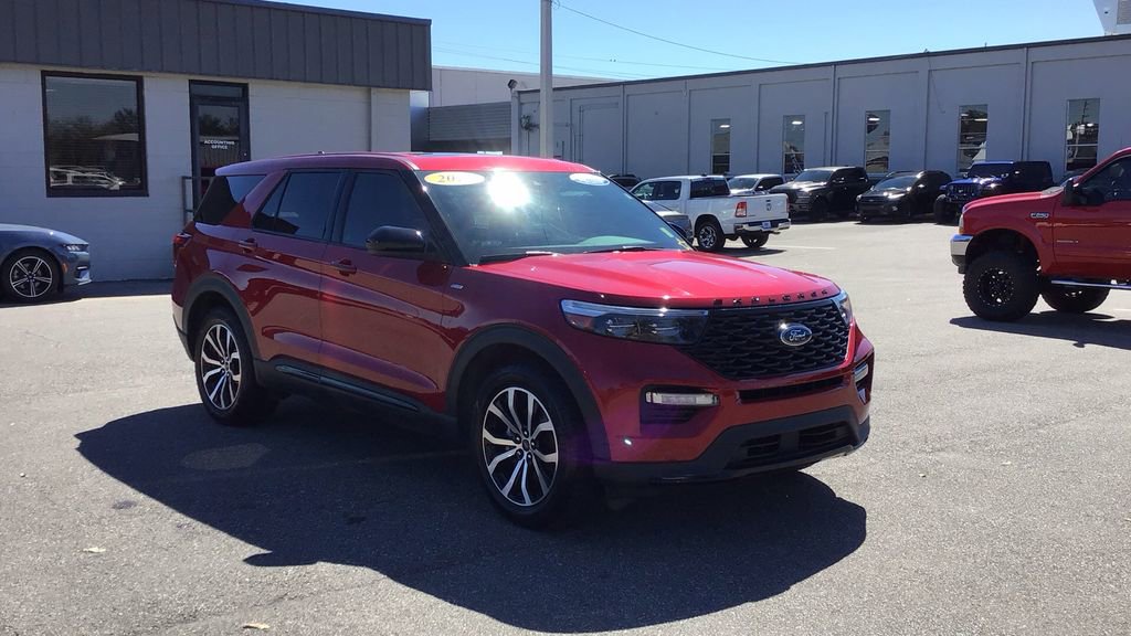 Certified 2022 Ford Explorer ST-Line image 4