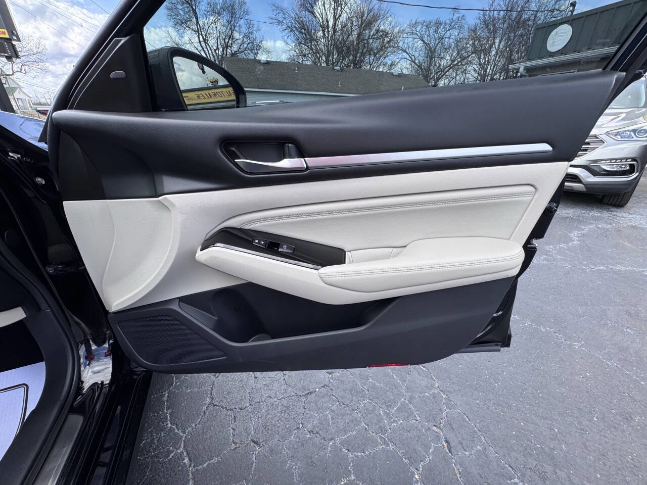 Used 2020 Nissan Altima 2.0 Platinum image 44